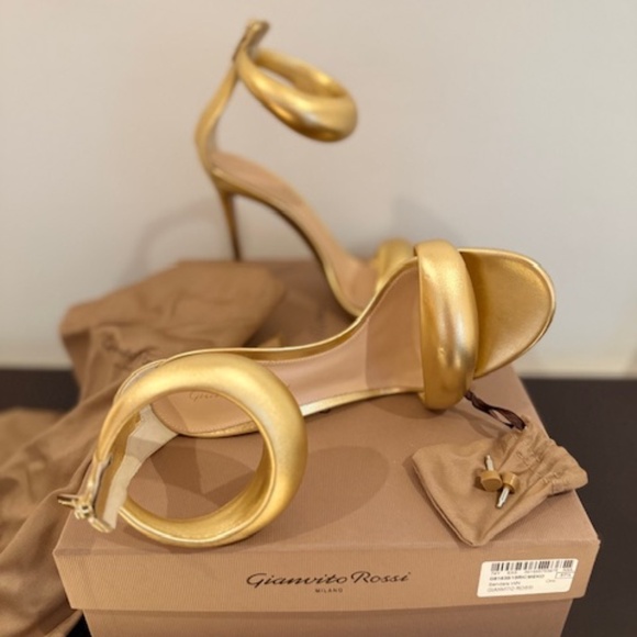 GIANVITO ROSSI BIJOUX 105 GOLD METALLIC LEATHER SANDALS SIZE 37.5 NEW - Picture 3 of 16